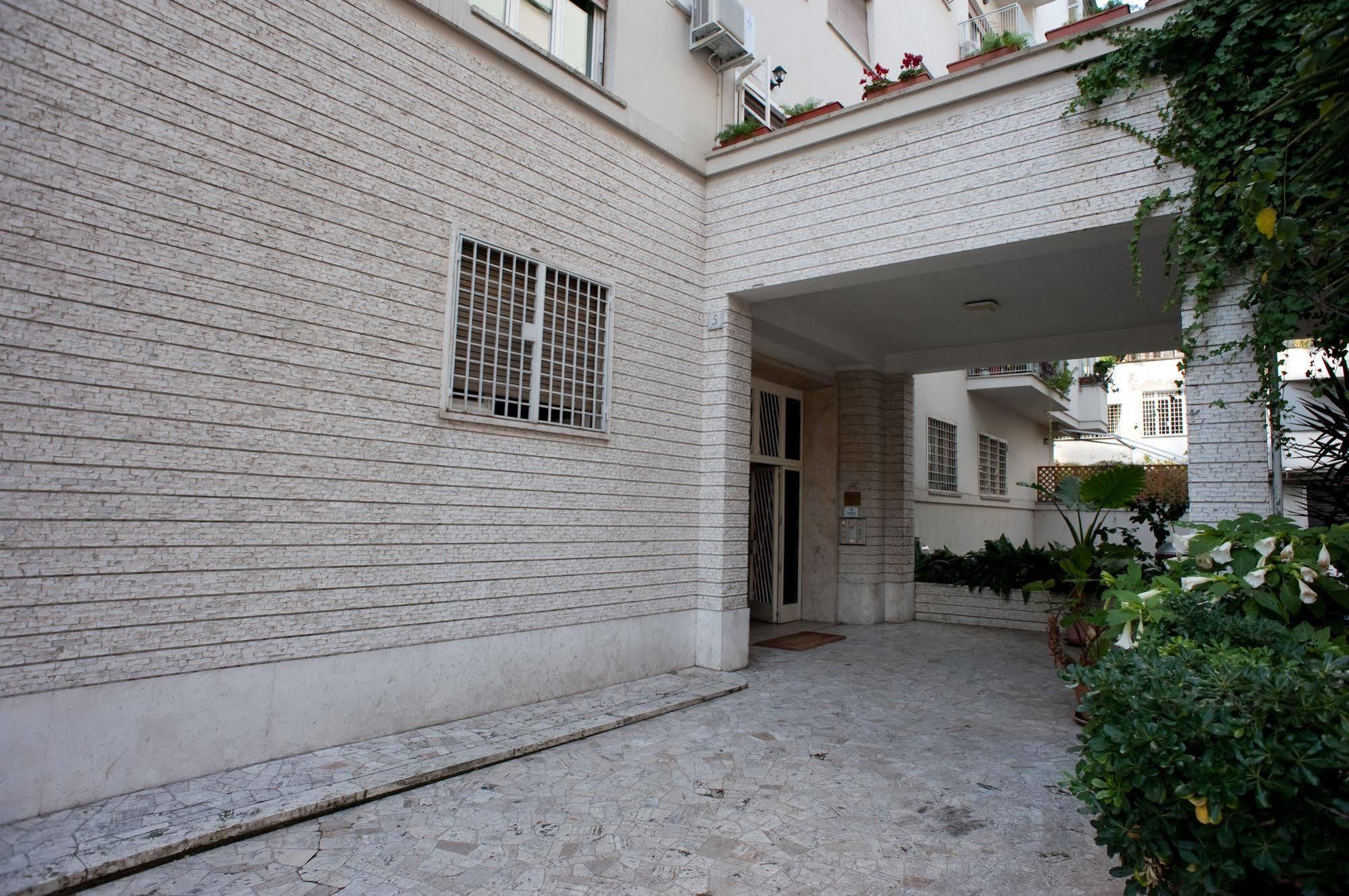 Anastasio II Bed & Breakfast Rome Exterior photo
